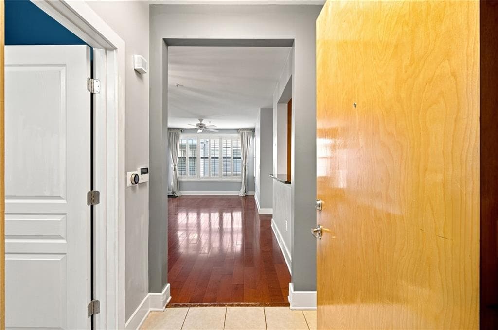 1 bedroom, 2 bathroom, 935 sq ft condominium for sale at 799 Hammond Drive 226, Sandy Springs, GA 30328 — photo 7