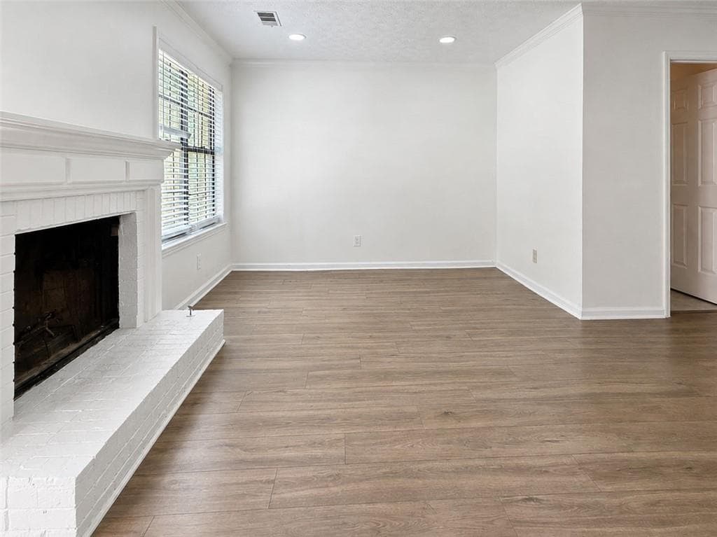 2 bedroom, 3 bathroom, 1,493 sq ft townhouse for sale at 1130 Jamestowne Trail, Alpharetta, GA 30009 — photo 7