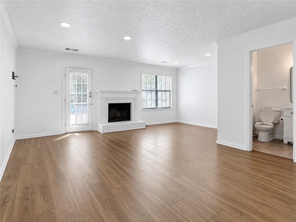 2 bedroom, 3 bathroom, 1,493 sq ft townhouse for sale at 1130 Jamestowne Trail, Alpharetta, GA 30009 — photo 10