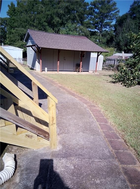 5 bedroom, 4 bathroom, 2,612 sq ft single family residence under contract at 7787 Marabou Lane, Riverdale, GA 30274 — photo 10