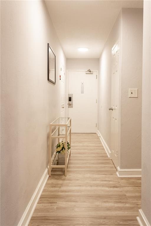 1 bedroom, 1 bathroom, 722 sq ft condominium for sale at 300 W Peachtree St 21 J, Atlanta, GA 30332 — photo 10