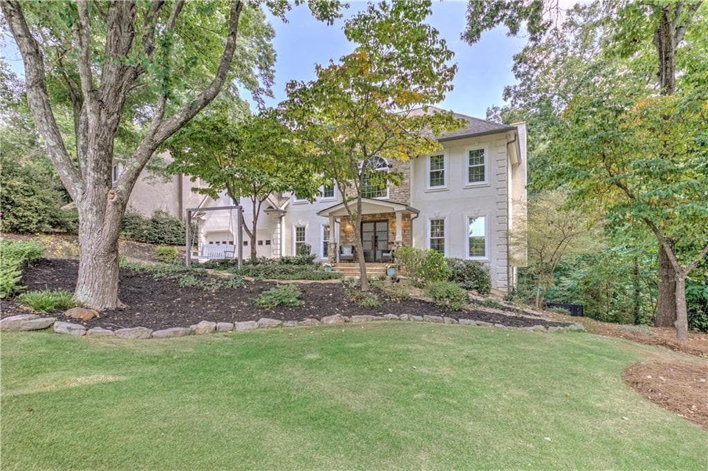 5 bedroom, 4 bathroom, 4,042 sq ft single family residence for sale at 4543 Ashmore Circle, Marietta, GA 30066 — photo 5