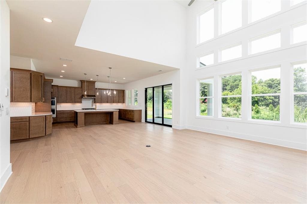 5 bedroom, 5 bathroom, 3,808 sq ft single family residence for sale at 3495 Austin Michael Lane, Cumming, GA 30028 — photo 6