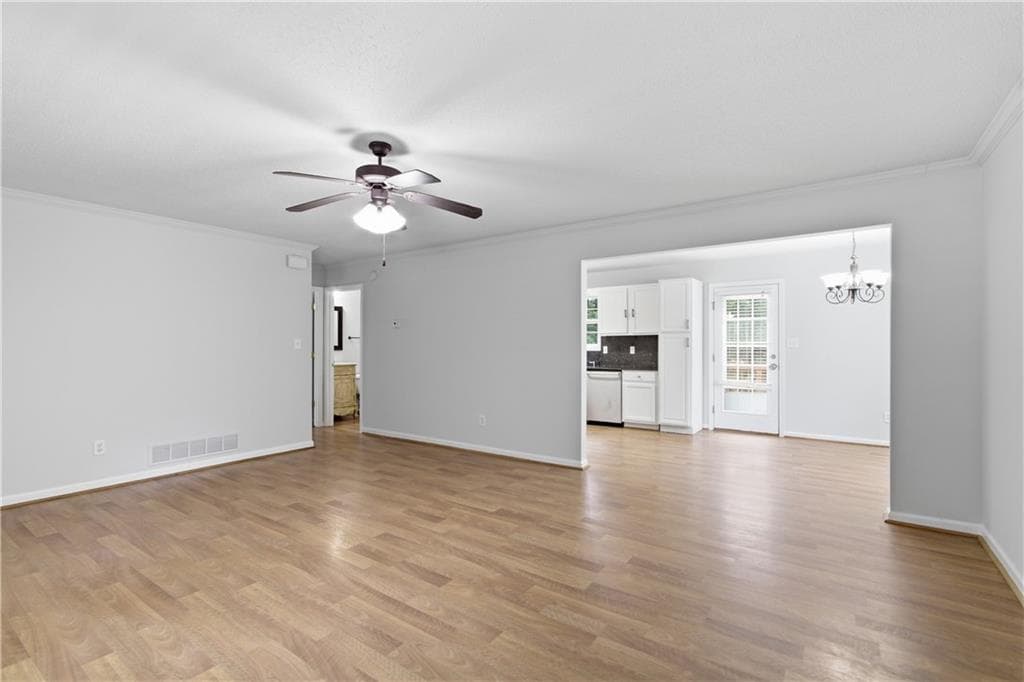3 bedroom, 3 bathroom, 2,591 sq ft single family residence for sale at 221 Glen Ridge Drive, Villa Rica, GA 30180 — photo 7