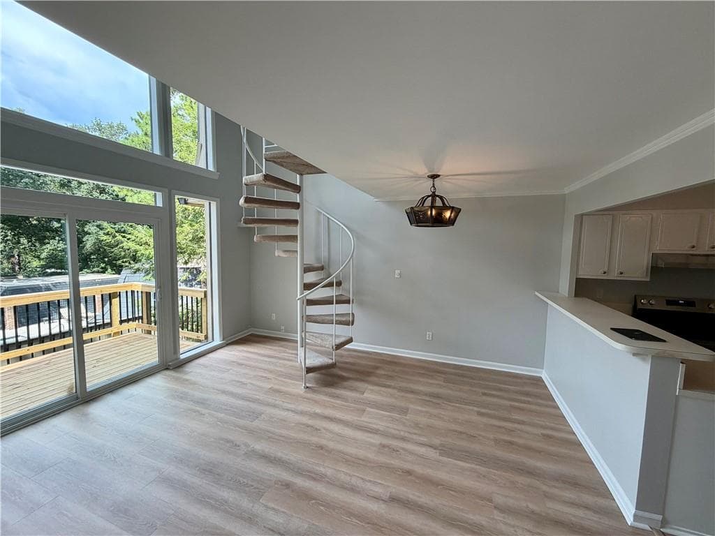 1 bedroom, 1 bathroom, 714 sq ft condominium for sale at 77 Adrian Place, Atlanta, GA 30327