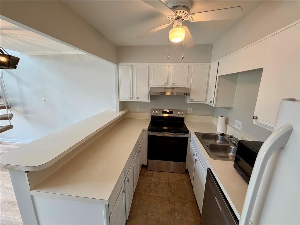 1 bedroom, 1 bathroom, 714 sq ft condominium for sale at 77 Adrian Place, Atlanta, GA 30327 — photo 9