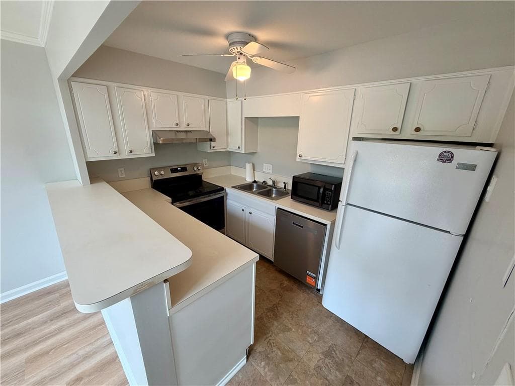 1 bedroom, 1 bathroom, 714 sq ft condominium for sale at 77 Adrian Place, Atlanta, GA 30327 — photo 8