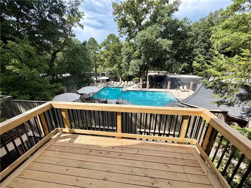 1 bedroom, 1 bathroom, 714 sq ft condominium for sale at 77 Adrian Place, Atlanta, GA 30327 — photo 6