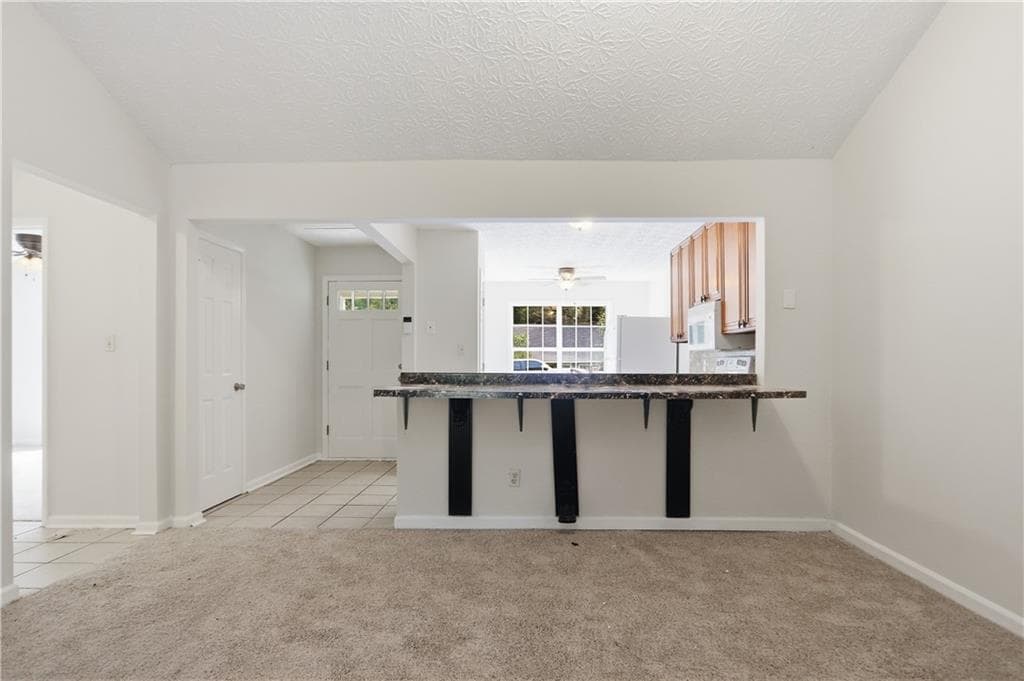 2 bedroom, 2 bathroom, 1,124 sq ft townhouse under contract at 5137 Hill Farm Drive, Woodstock, GA 30188 — photo 7