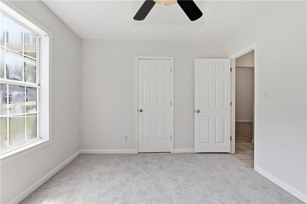 2 bedroom, 2 bathroom, 1,124 sq ft townhouse under contract at 5137 Hill Farm Drive, Woodstock, GA 30188 — photo 10