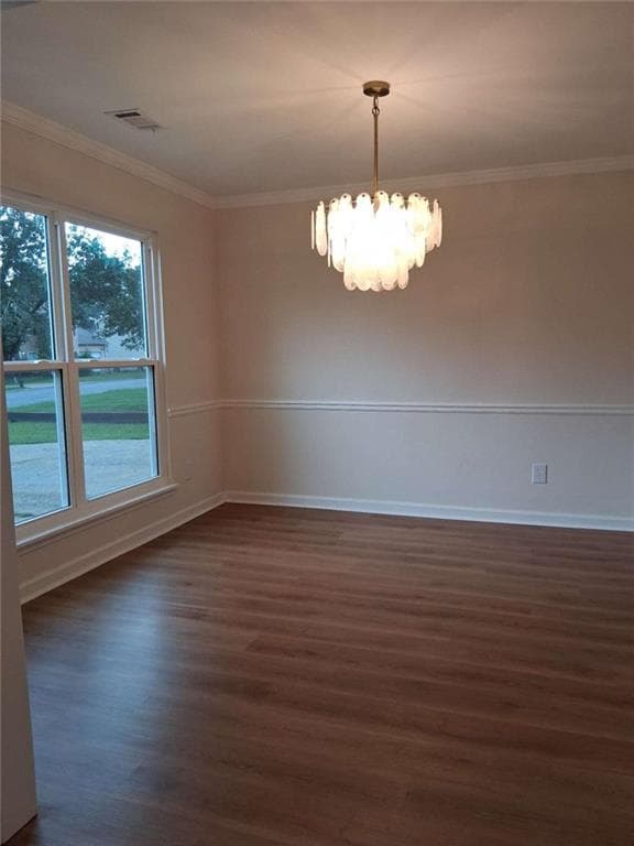 5 bedroom, 3 bathroom, 2,168 sq ft single family residence for sale at 8495 Glendevon Court, Riverdale, GA 30274 — photo 2
