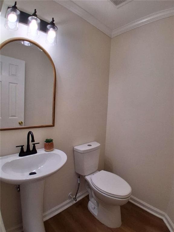 5 bedroom, 3 bathroom, 2,168 sq ft single family residence for sale at 8495 Glendevon Court, Riverdale, GA 30274 — photo 9