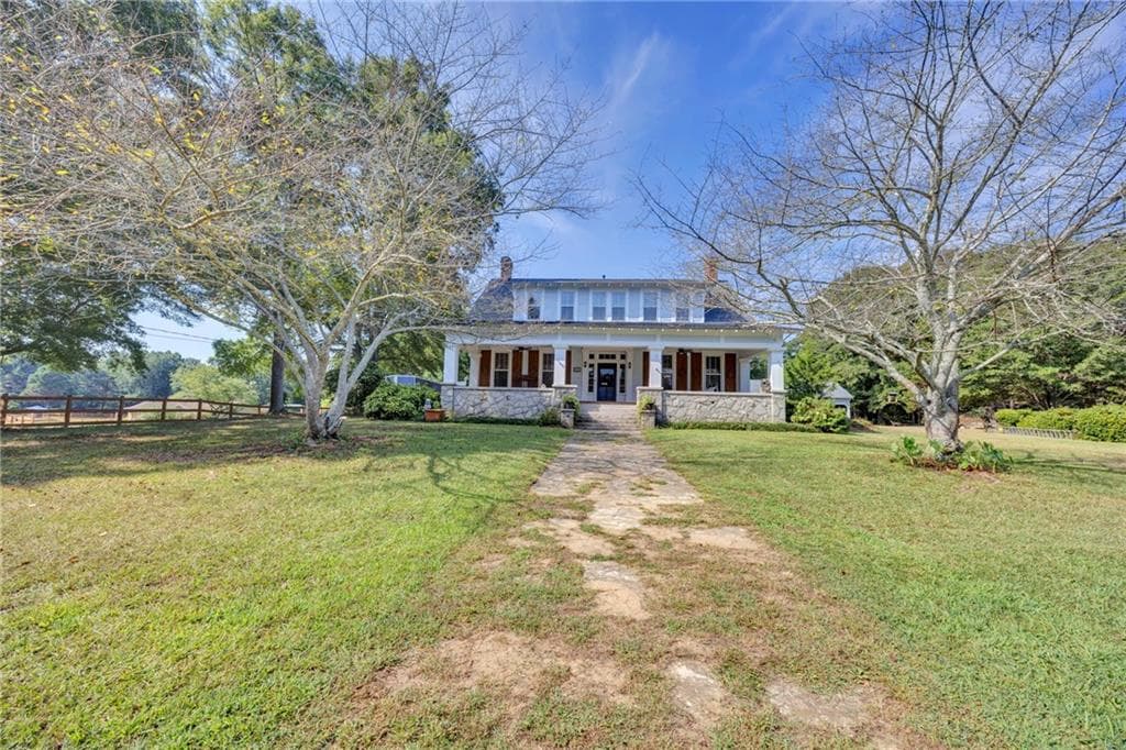 4 bedroom, 3 bathroom, 3,978 sq ft single family residence for sale at 132 Field Street, Newborn, GA 30056 — photo 4
