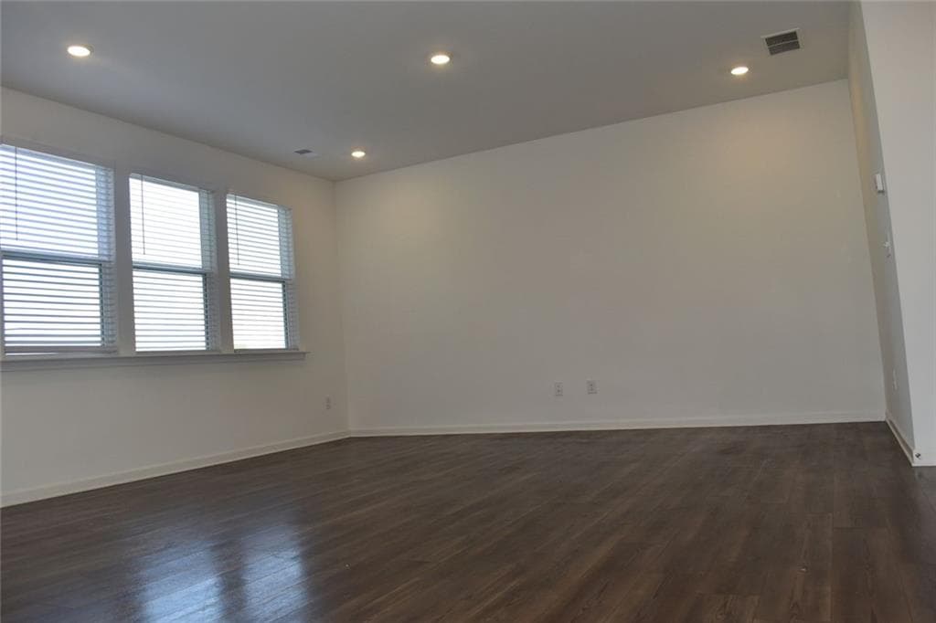 3 bedroom, 3 bathroom, 1,854 sq ft townhouse for rent at 190 Mission Boulevard, Pendergrass, GA 30567 for $1,900 a month — photo 9