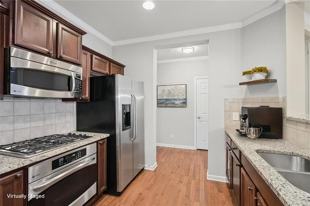 2 bedroom, 2 bathroom, 1,175 sq ft condominium under contract at 4805 W Village Way 3307, Smyrna, GA 30080 — photo 5