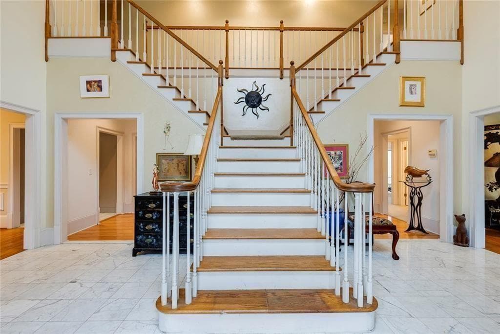 5 bedroom, 6 bathroom, 6,800 sq ft single family residence for sale at 5105 Jett Forest Trail, Atlanta, GA 30327 — photo 6