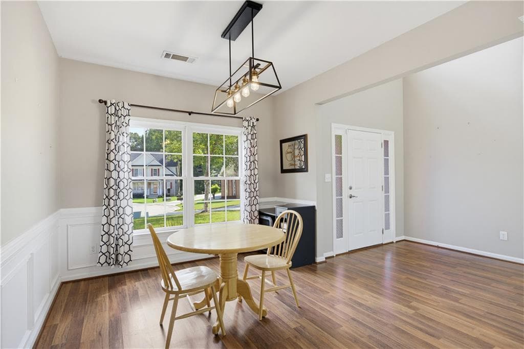 4 bedroom, 3 bathroom, 2,349 sq ft single family residence for sale at 4814 COUNTRY WALK ESTATES, Powder Springs, GA 30127 — photo 6