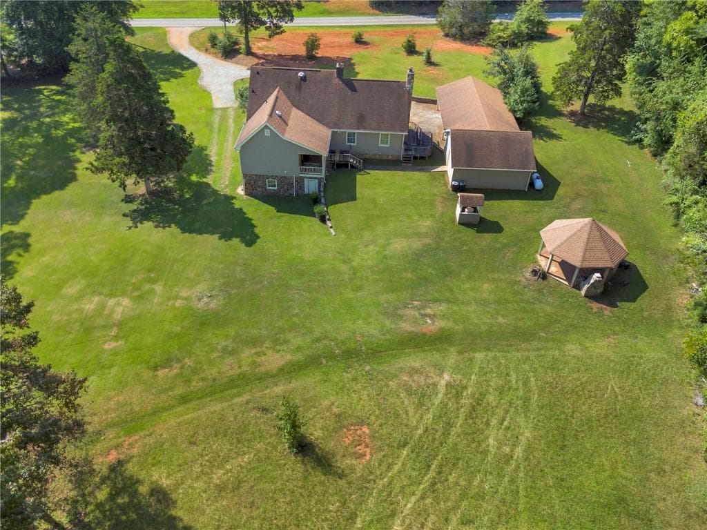 3 bedroom, 3 bathroom, 4,308 sq ft single family residence for sale at 1687 NE Hickory Level Road, Villa Rica, GA 30180 — photo 2