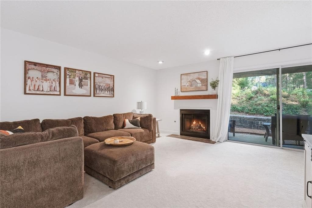 2 bedroom, 2 bathroom, 1,404 sq ft condominium for sale at 27 Arbor End, Smyrna, GA 30080 — photo 9