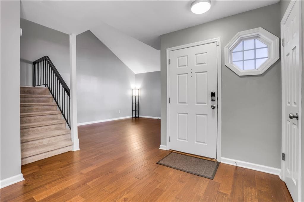 2 bedroom, 3 bathroom, 1,290 sq ft condominium for sale at 1468 Briarwood Road 2006, Atlanta, GA 30319 — photo 2