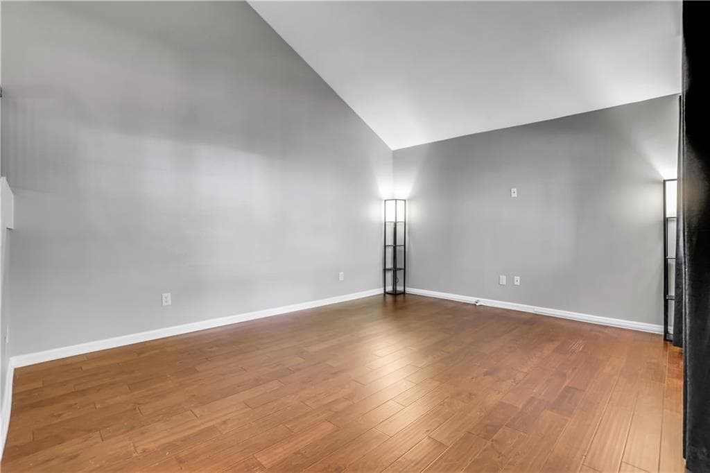 2 bedroom, 3 bathroom, 1,290 sq ft condominium for sale at 1468 Briarwood Road 2006, Atlanta, GA 30319 — photo 3