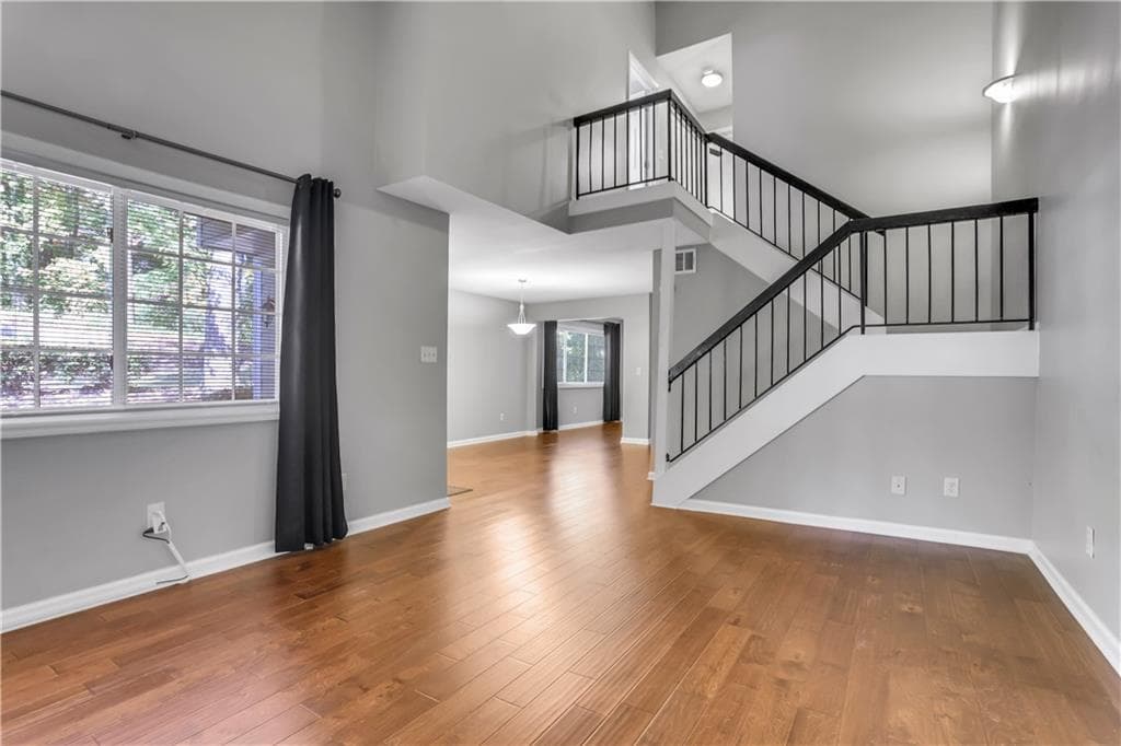 2 bedroom, 3 bathroom, 1,290 sq ft condominium for sale at 1468 Briarwood Road 2006, Atlanta, GA 30319 — photo 5