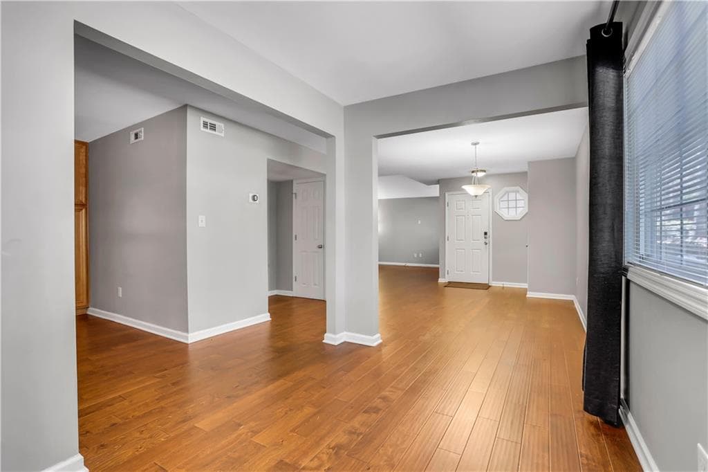 2 bedroom, 3 bathroom, 1,290 sq ft condominium for sale at 1468 Briarwood Road 2006, Atlanta, GA 30319 — photo 10