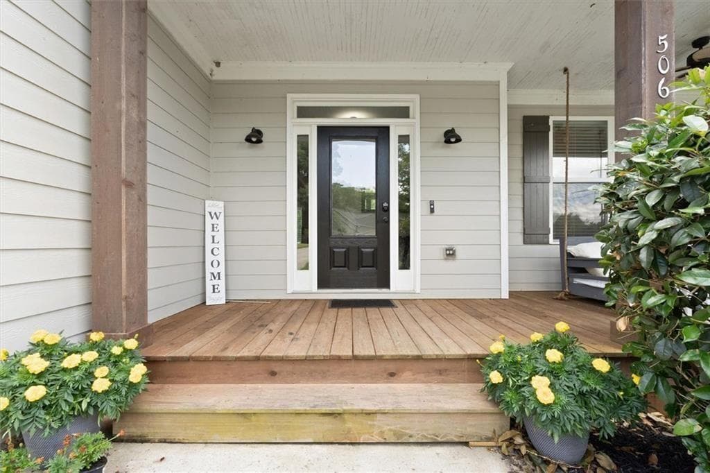 5 bedroom, 4 bathroom, 4,684 sq ft single family residence for sale at 506 Pirklefield Drive, Covington, GA 30014 — photo 2
