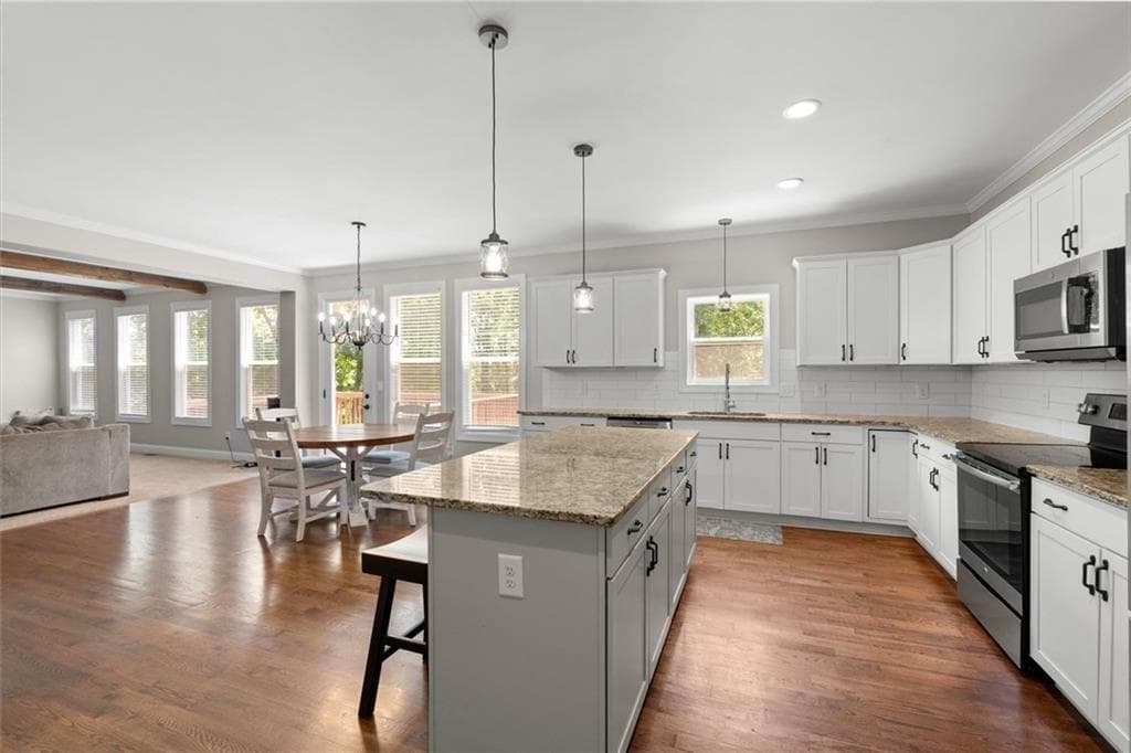 5 bedroom, 4 bathroom, 4,684 sq ft single family residence for sale at 506 Pirklefield Drive, Covington, GA 30014 — photo 8