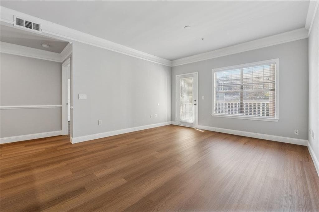 1 bedroom, 1 bathroom, 784 sq ft condominium for sale at 2700 Pine Tree Road 1115, Atlanta, GA 30324 — photo 4