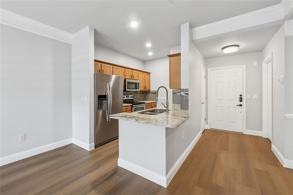 1 bedroom, 1 bathroom, 784 sq ft condominium for sale at 2700 Pine Tree Road 1115, Atlanta, GA 30324 — photo 10