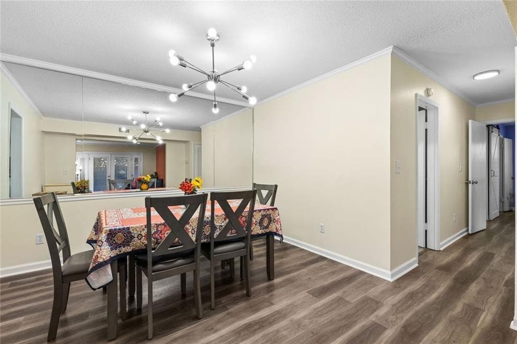 2 bedroom, 2 bathroom, 1,256 sq ft condominium for sale at 6851 Roswell Road F3, Sandy Springs, GA 30328 — photo 9