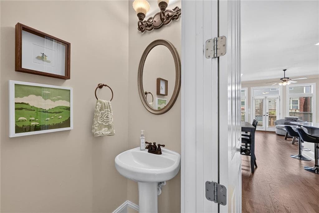 3 bedroom, 4 bathroom, 2,193 sq ft townhouse for sale at 1738 Breyerton Drive, Atlanta, GA 30329 — photo 7