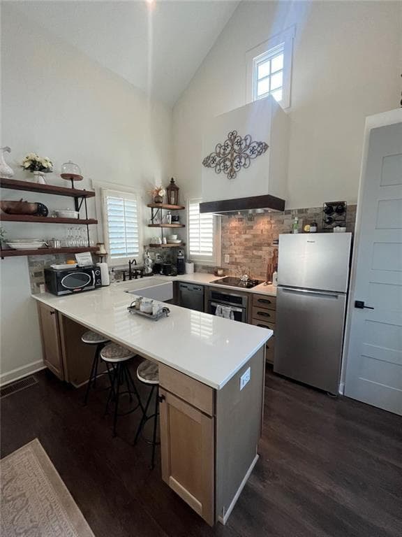 1 bedroom, 1 bathroom, 871 sq ft single family residence for sale at 155 Central Avenue, Fayetteville, GA 30214 — photo 2