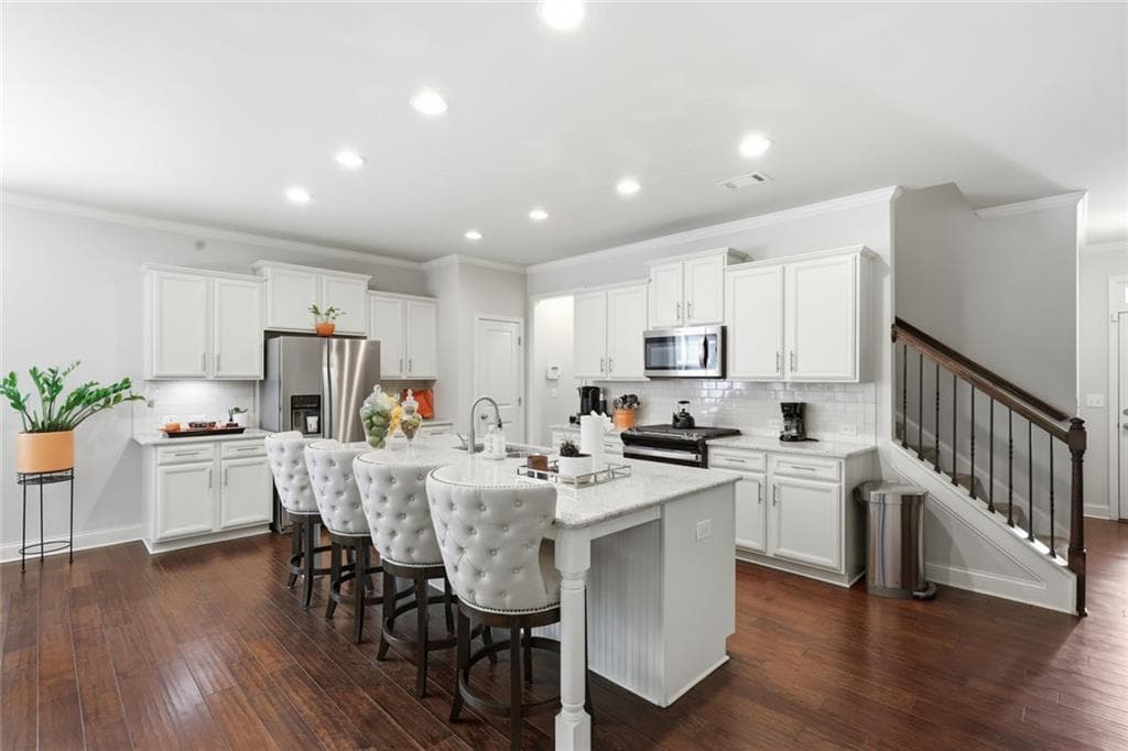 3 bedroom, 3 bathroom, 1,820 sq ft townhouse for sale at 4338 Greys Rise Way, Marietta, GA 30008 — photo 6