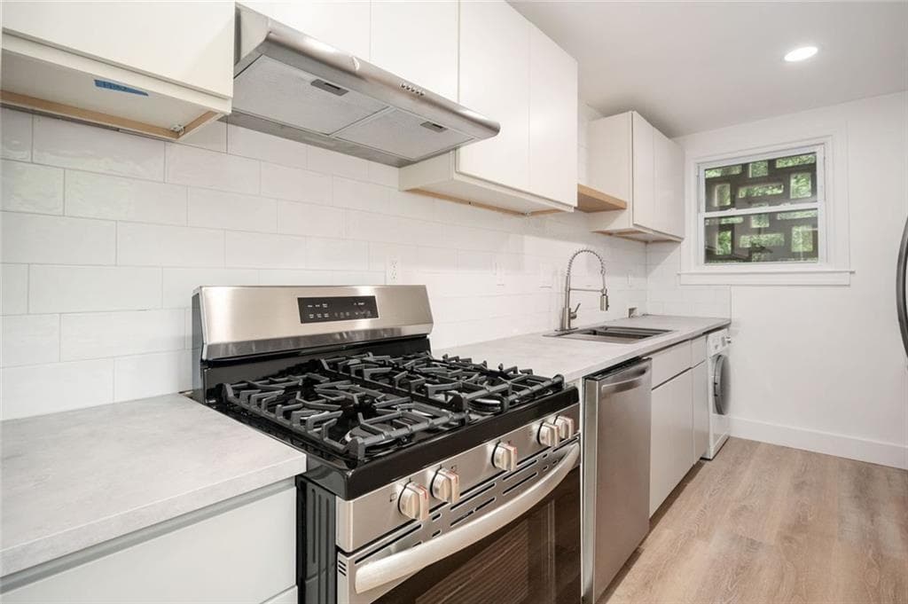 2 bedroom, 1 bathroom, 1,020 sq ft condominium for rent at 120 NW Alden Avenue A 2, Atlanta, GA 30309 for $2,000 a month — photo 6