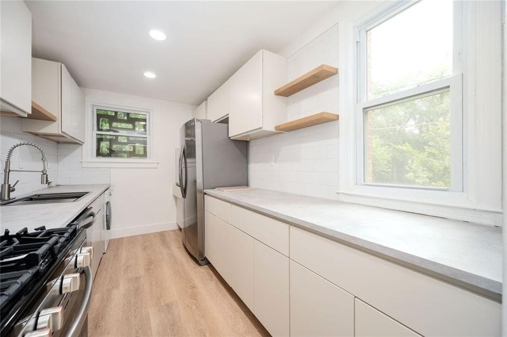 2 bedroom, 1 bathroom, 1,020 sq ft condominium for rent at 120 NW Alden Avenue A 2, Atlanta, GA 30309 for $2,000 a month — photo 7