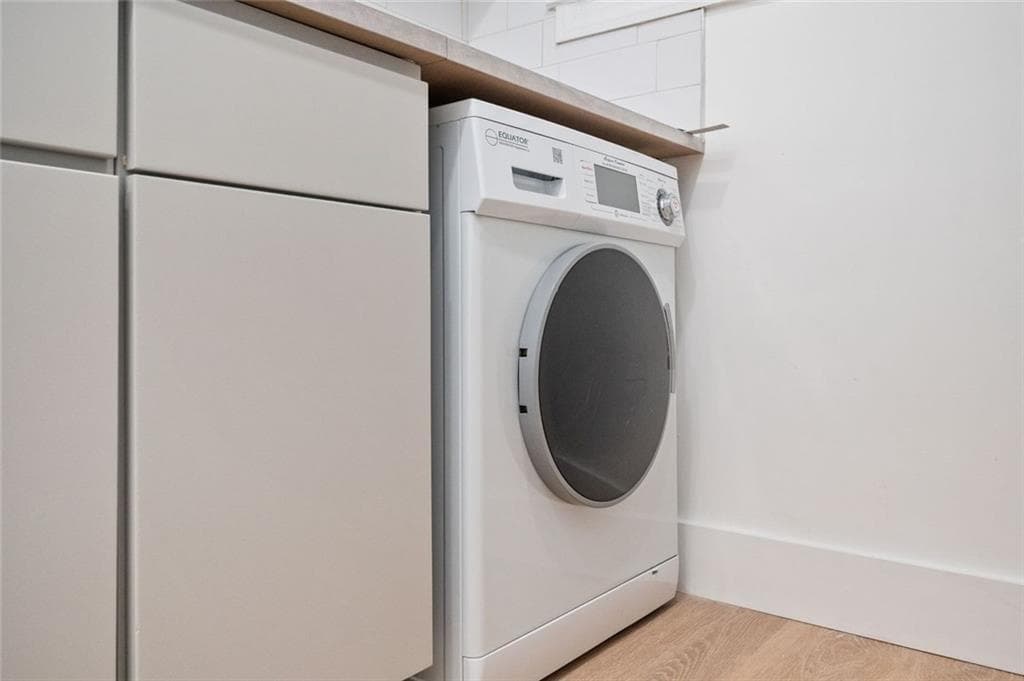 2 bedroom, 1 bathroom, 1,020 sq ft condominium for rent at 120 NW Alden Avenue A 2, Atlanta, GA 30309 for $2,000 a month — photo 8