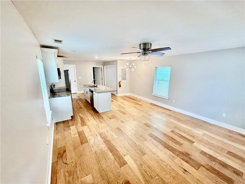 1 bedroom, 1 bathroom, 698 sq ft single family residence for sale at 946 Hubbard Street, Atlanta, GA 30310 — photo 10