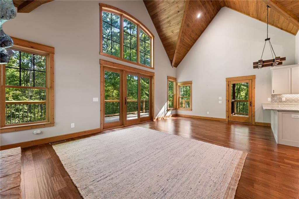 4 bedroom, 4 bathroom, 1,482 sq ft single family residence for sale at 2634 Mountain Tops Road, Blue Ridge, GA 30513 — photo 10