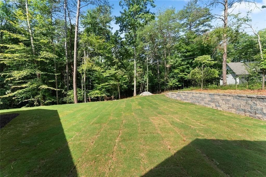 3 bedroom, 3 bathroom, 2,196 sq ft single family residence for sale at 6711 Wildwood Trail, Gainesville, GA 30506 — photo 4