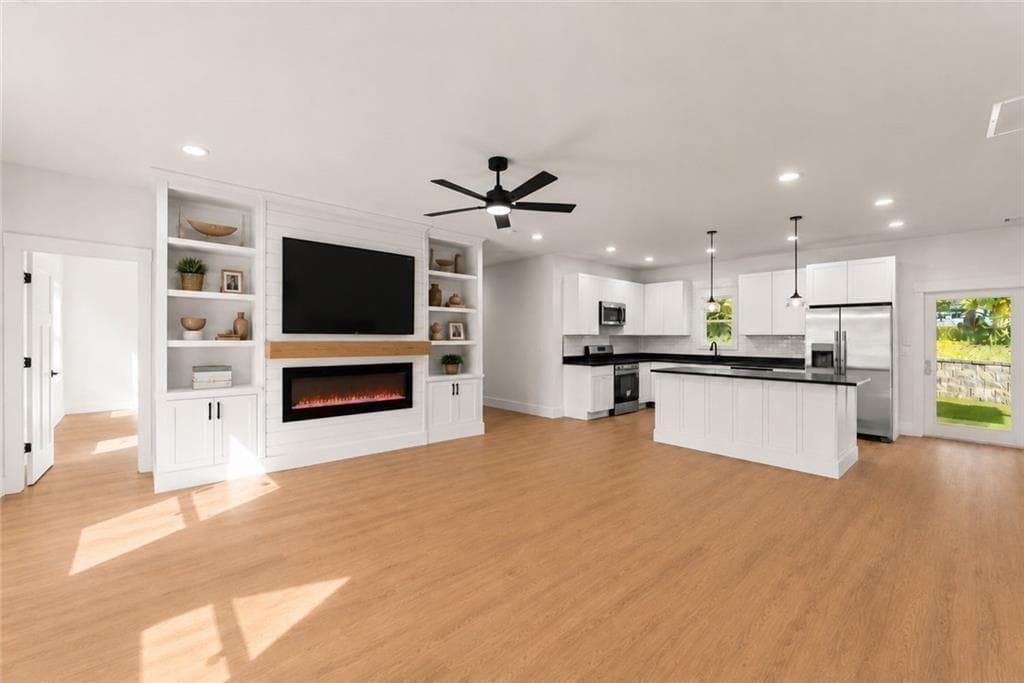 3 bedroom, 3 bathroom, 2,196 sq ft single family residence for sale at 6711 Wildwood Trail, Gainesville, GA 30506 — photo 8