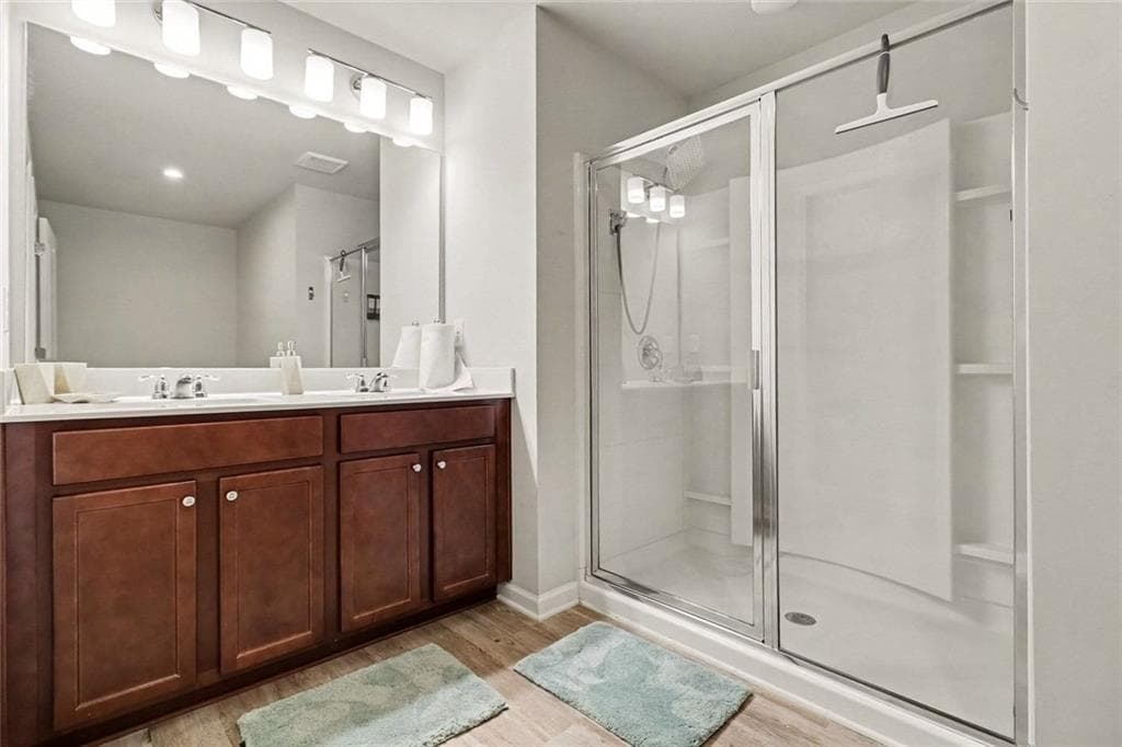 3 bedroom, 3 bathroom, 1,784 sq ft townhouse for sale at 6131 Centennial Run, Atlanta, GA 30349 — photo 10