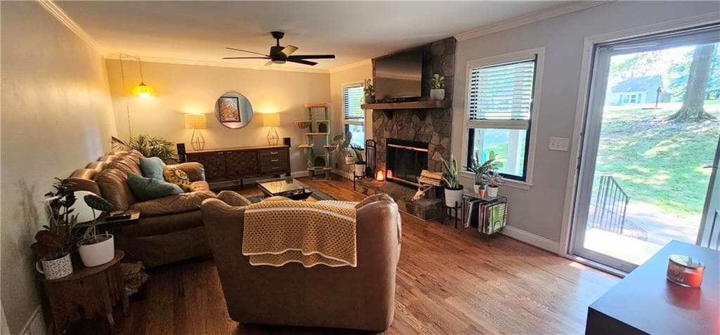 3 bedroom, 2 bathroom, 1,671 sq ft single family residence for sale at 1395 Allatoona Court, Kennesaw, GA 30152 — photo 4