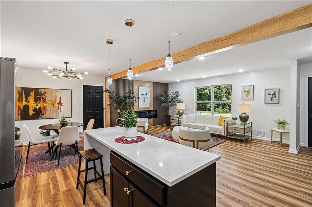 4 bedroom, 2 bathroom, 1,824 sq ft single family residence under contract at 158 Longview Road, Stockbridge, GA 30281 — photo 6