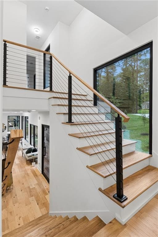 5 bedroom, 4 bathroom, 3,650 sq ft single family residence for sale at 3626 N Stratford Road, Atlanta, GA 30342 — photo 7