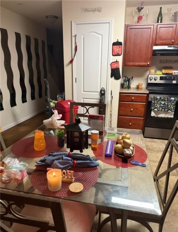 3 bedroom, 3 bathroom, 1,252 sq ft townhouse for sale at 1727 Old Dogwood, Jonesboro, GA 30238 — photo 2