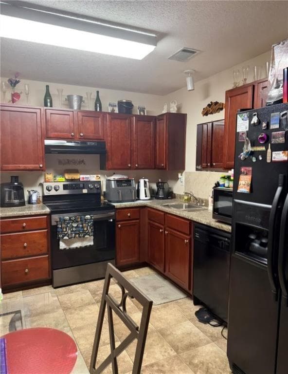 3 bedroom, 3 bathroom, 1,252 sq ft townhouse for sale at 1727 Old Dogwood, Jonesboro, GA 30238 — photo 3