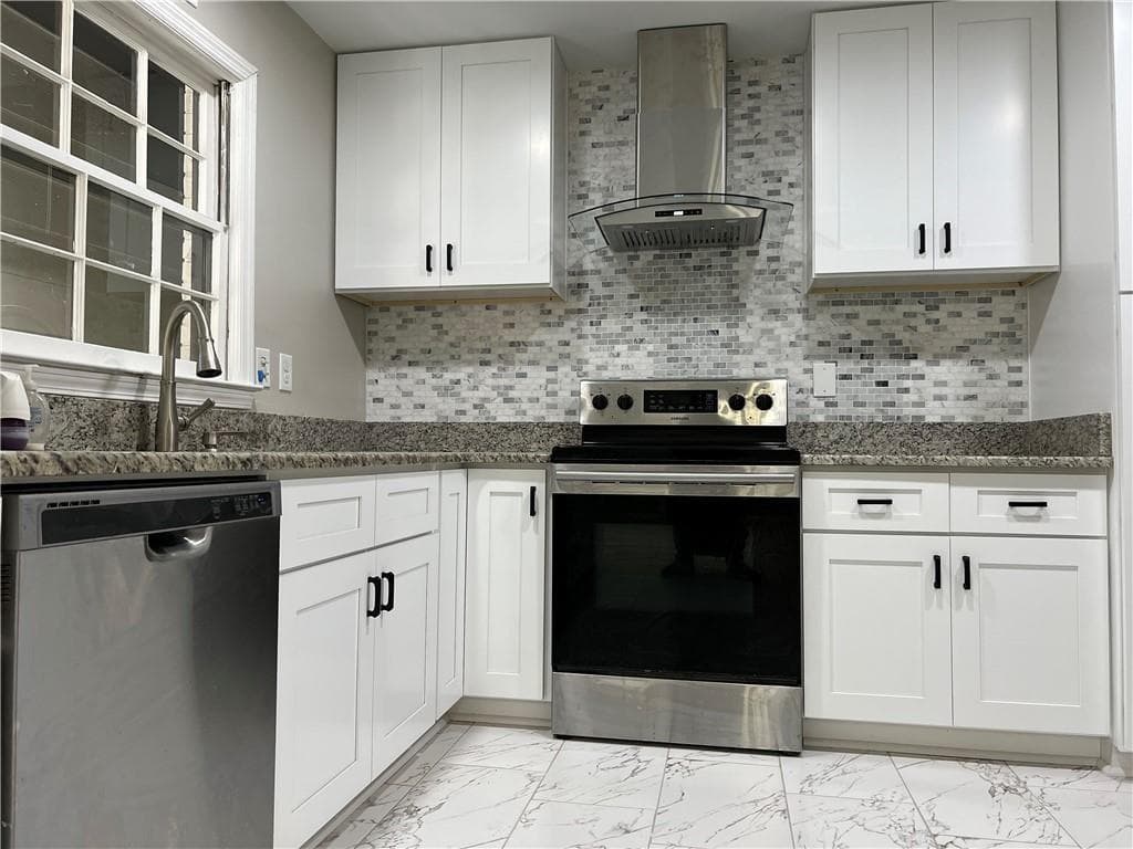 4 bedroom, 3 bathroom, 2,950 sq ft single family residence for rent at 2221 Pinecliff Drive, Atlanta, GA 30345 for $2,995 a month — photo 5