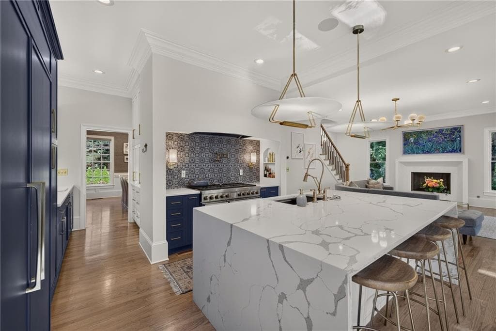 5 bedroom, 5 bathroom, 4,661 sq ft single family residence under contract at 670 Mount Paran Road, Sandy Springs, GA 30327 — photo 10
